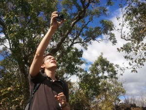 Sogar Thomas ist zu klein, um die ganze Stimmung einzufangen